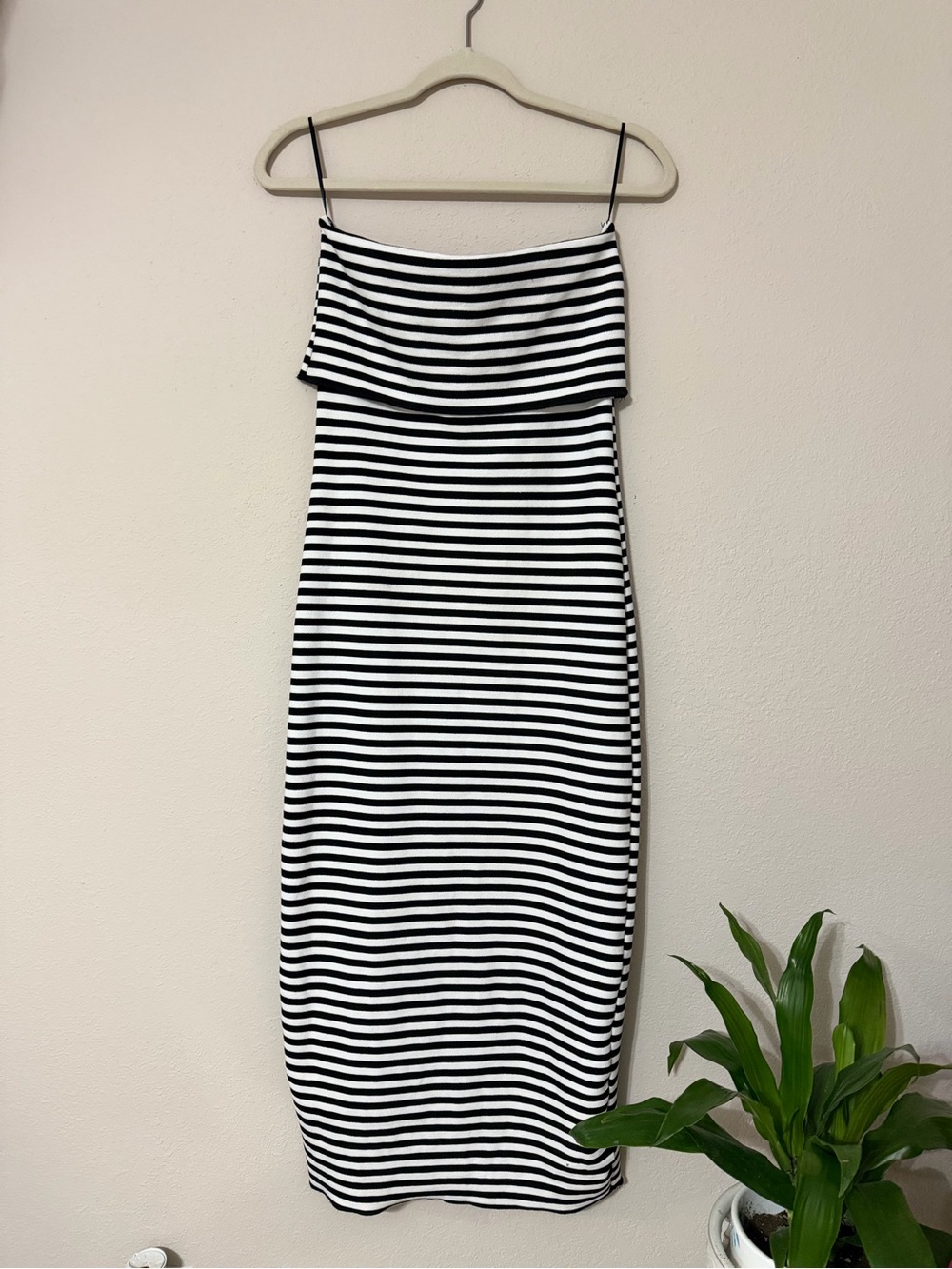 ZARA Strapless Striped Bodycon midi dress